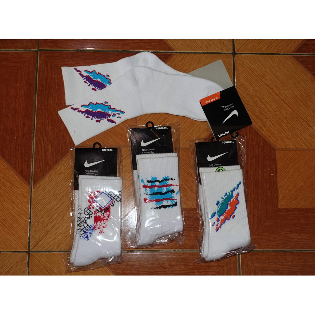 KAOSKAKI / KAOS KAKI NIKE PANJANG setengah LUTUT
