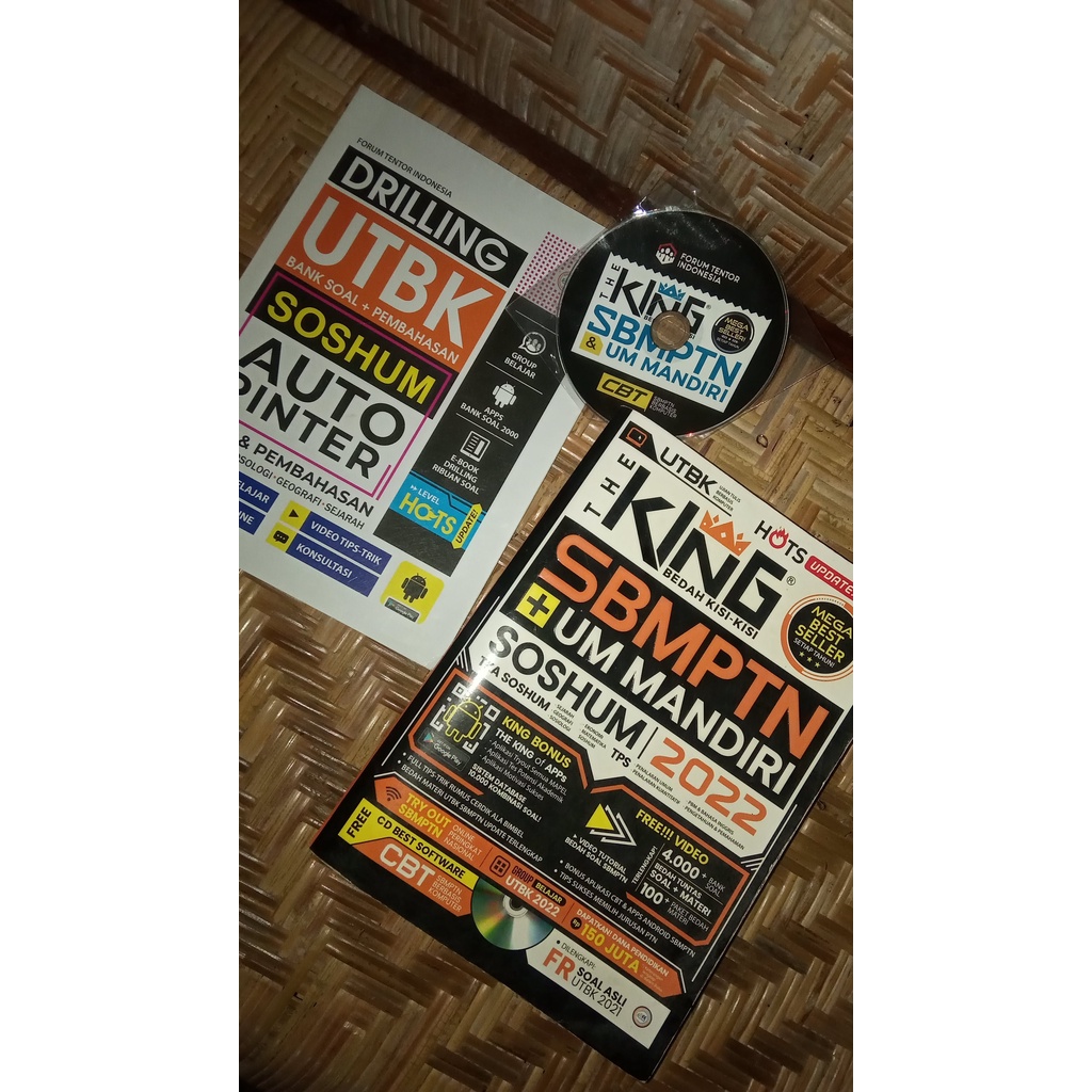 

Buku The King Soshum 2022 + Drilling UTBK Free CD (Preloved)
