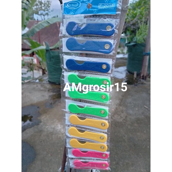 

cutter/pemes kecil renceng isi 12pcs