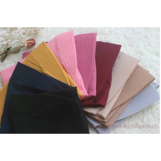 Khimar Ajwad by Riskirich Jilbab Hijab Syari Instan Khimar Wolly Crepe Wafirah Store
