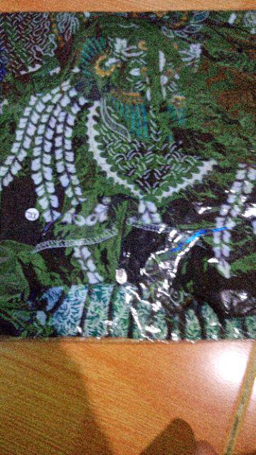 Baju Batik Kondangan Nikahan Tunangan Couple Kekinian / Kemeja Batik Sarimbit Pasangan Cantik Keren