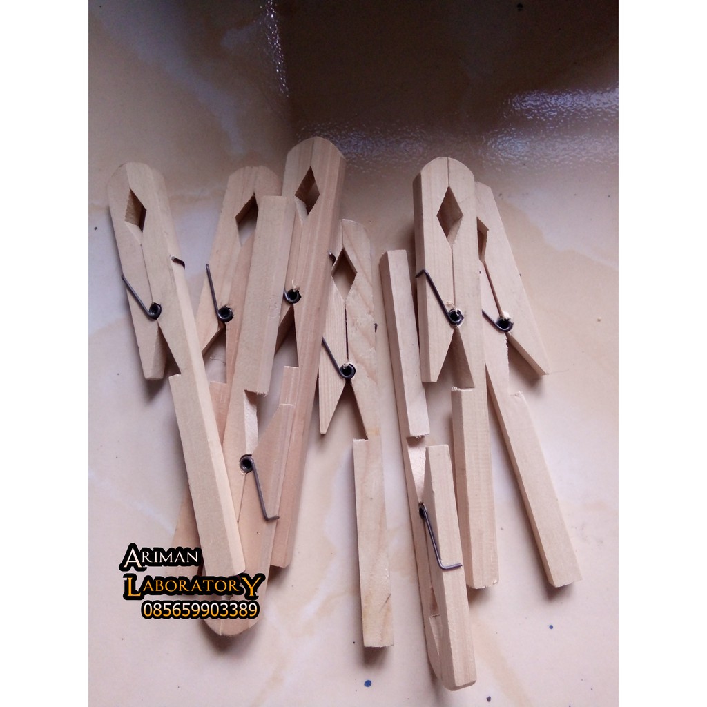 Penjepit Tabung reaksi Kayu