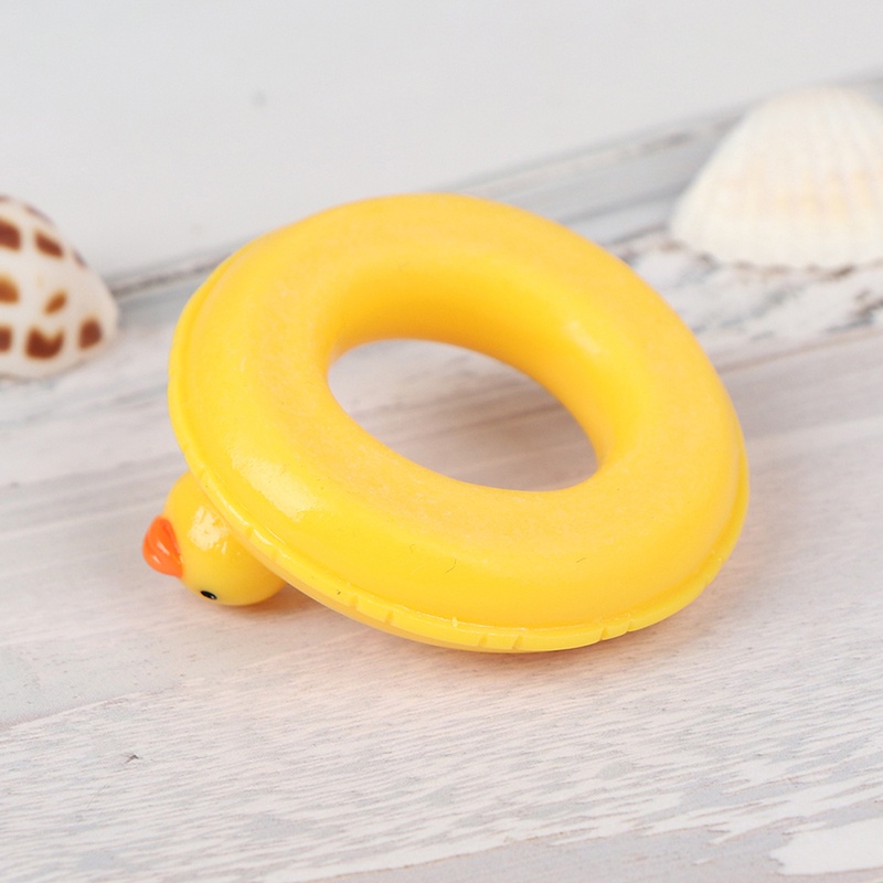 Miniatur Ban Renang Bebek Kuning Skala 1: 6 1: 12 Untuk Rumah Boneka