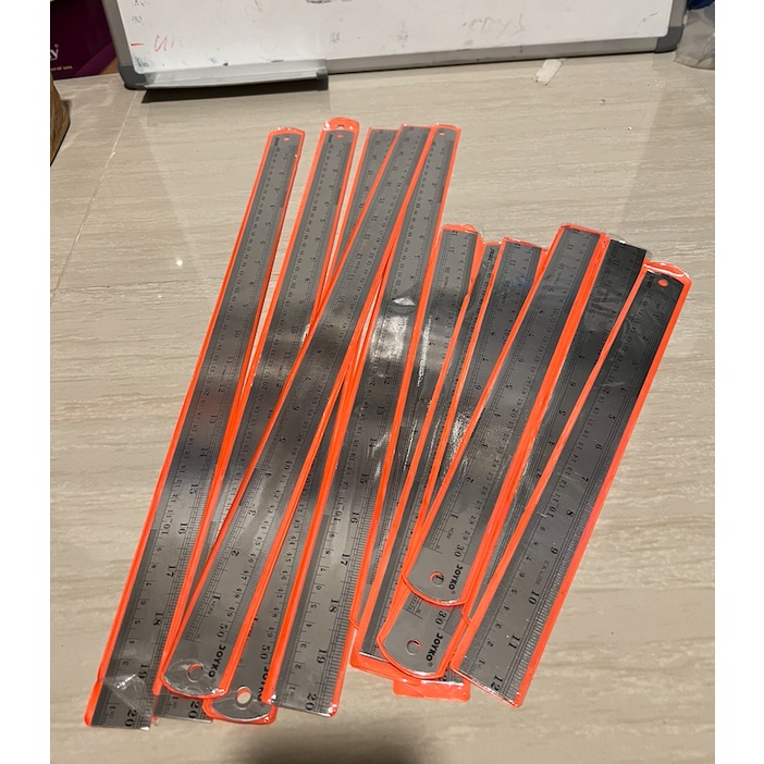 

Penggaris Besi Joyko Stainless Ruler 30 cm / 50 cm murah