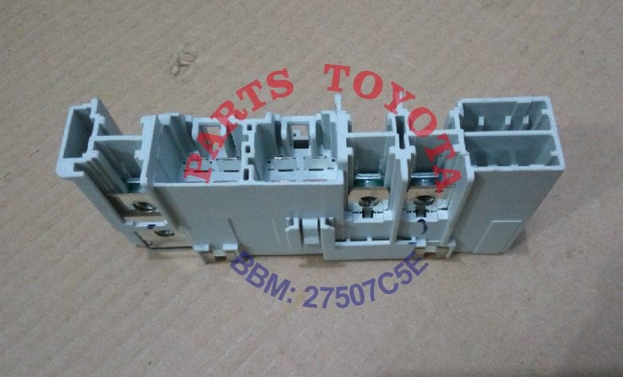 82620-71012 Block Fusible Link Sekring Fuse Box Innova Fortuner Hilux