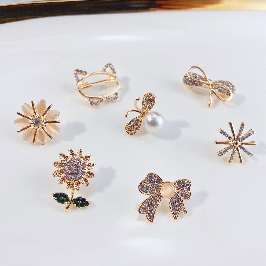 Baru Berlian Imitasi Opal Ikatan Simpul High-end Kecil Bros Lucu Berlian Imitasi Halus Bunga Matahari Lebah Mutiara Kecil Bros Pin (7 gaya dapat dipilih)-1