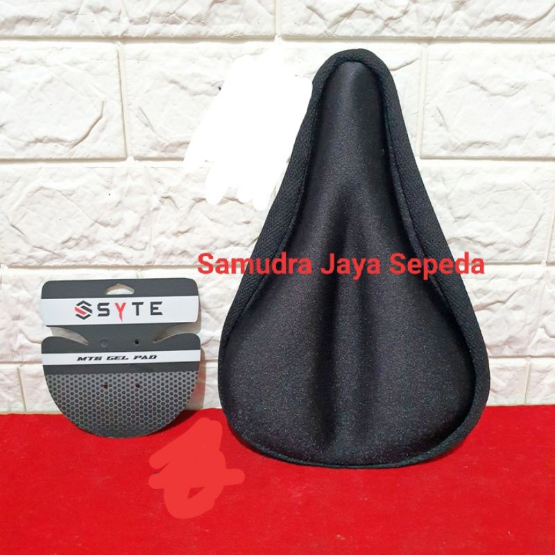 COVER SADDLE PEMBUNGKUS SARUNG SADEL JOK GEL PAD TECH SYTE SEPEDA LIPAT MTB FIXIE HITAM EMPUK TEBAL