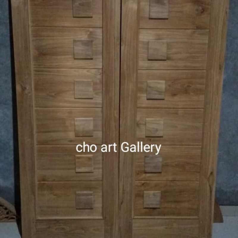 pintu kupu tarung minimalis