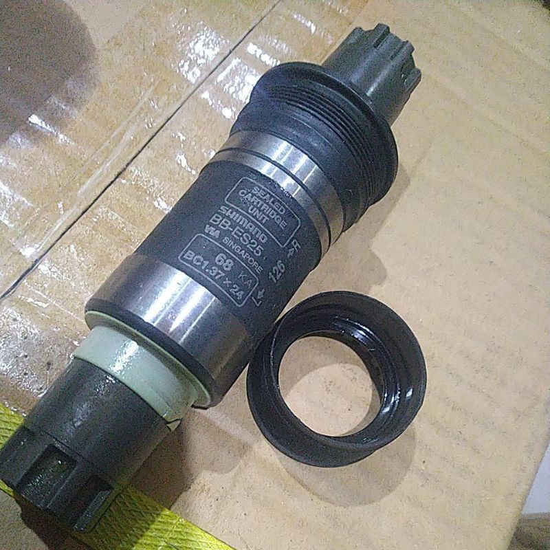 Bb-Es25/Es300 SHIMANO Crankset Bottom Bracket Sepeda Octalink Ukuran 68x126mm Bc1.37 " X
