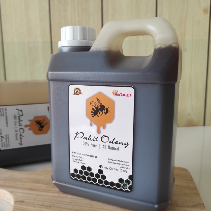 

madu- madu hitam pahit "lebah liar baduy" 1,5 kg -madu.