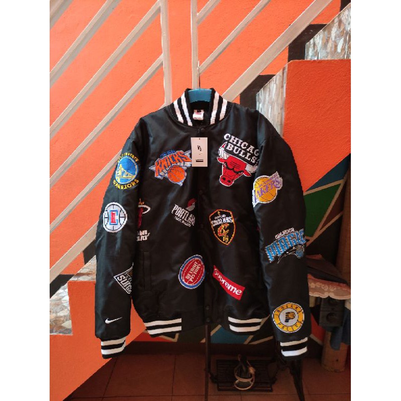 JAKET BOMBER / VARSITY MLB or Club NBA NIKE X SUPREME