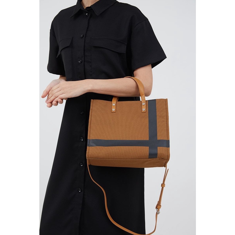Berrybenka Tas Tangan Jinjing Sophie Pamela Canvas Shoulder Bag - Brown, ONE SIZE