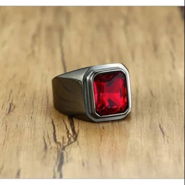 Cincin Pria Ring Hitam Batu Merah