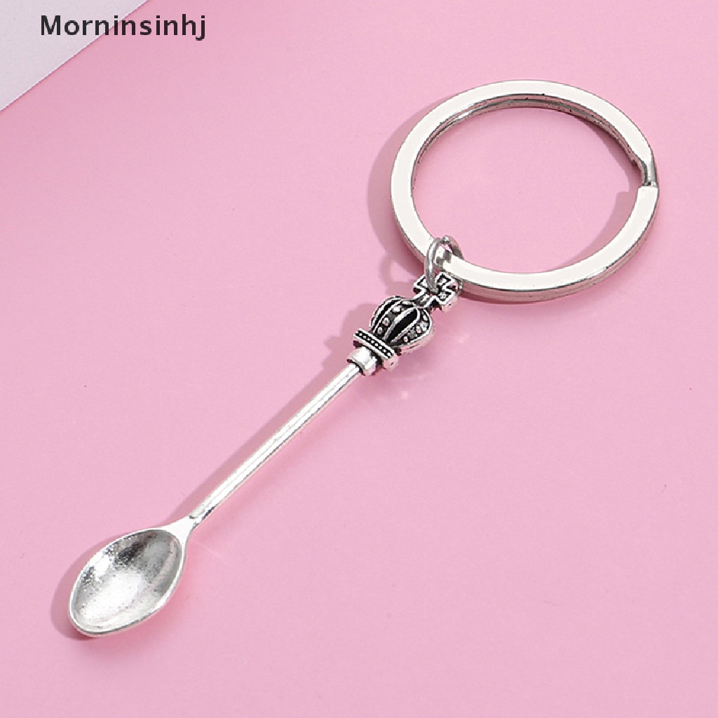 Gantungan Kunci Bentuk Sendok Mahkota Bahan Metal Ukuran 30mm Gaya Vintage