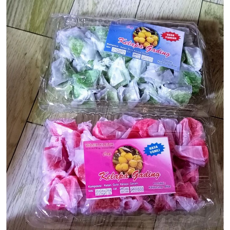 

Wajik Kletik Kelapa Gading Kemasan Mika 500 gram