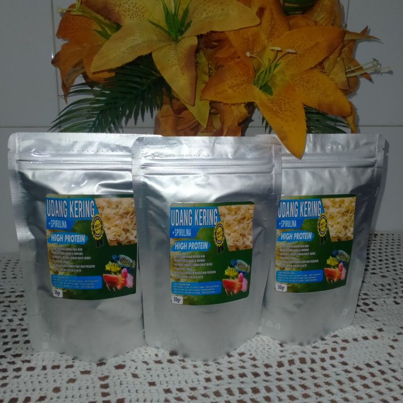 Udang Kering 50gr (+ Spirulina) Kualitas Super Pakan Ikan Chana,Arwana,Louhan,Pbass,Oscar