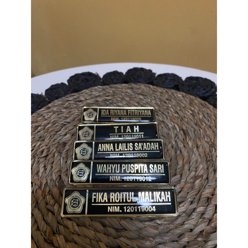 

NAMETAG/PAPAN NAMA AKRILIK/KUNINGAN CUSTOM