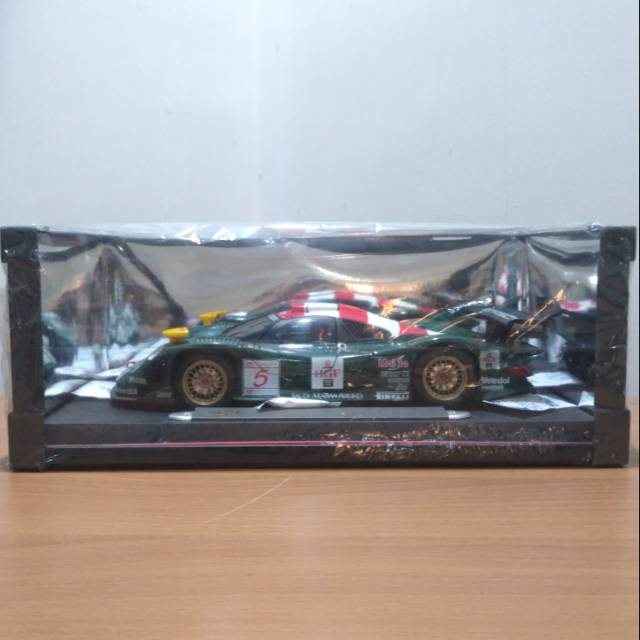 Porsche 911 GT1 98 Zarspeed Racing