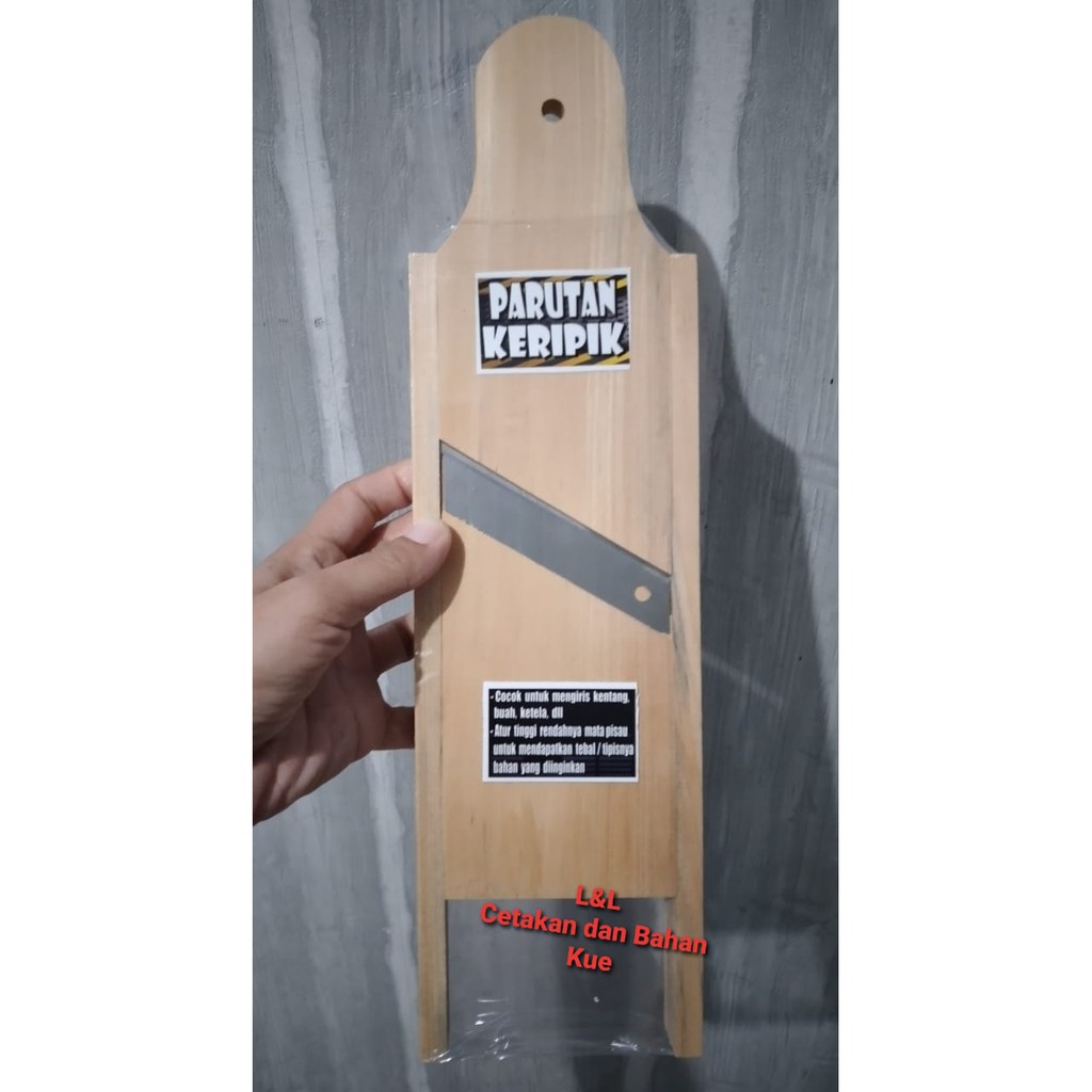 Parutan kripik kentang ketela pohon singkong parutan kayu
