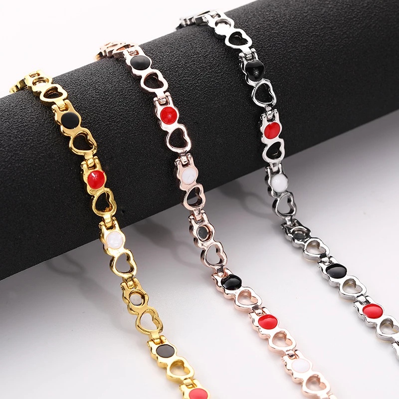 Gelang Tangan Magnetik Motif Hati Aksen Hollow Untuk Kesehatan Wanita