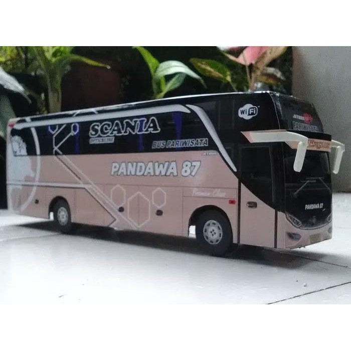 Miniatur Bus Pandawa 87 SHD Krem