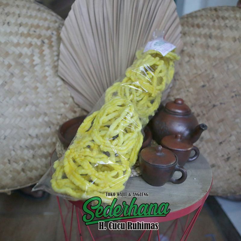 

Kerupuk Mie Kuning