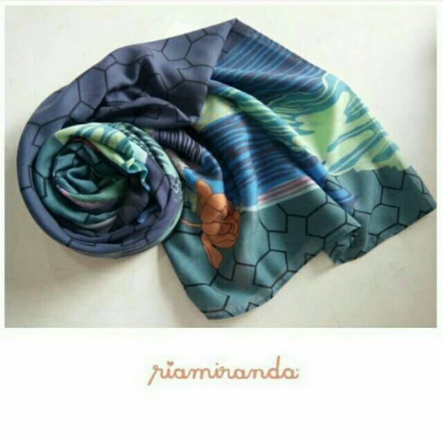 Kaguya Scarf Ria Miranda