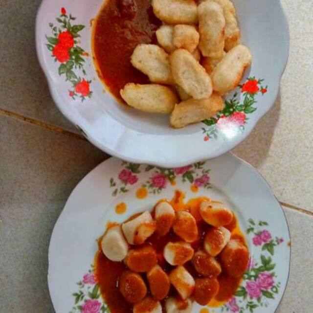 

makanan khas kapuas hulu kalbar kerupuk basah/temet