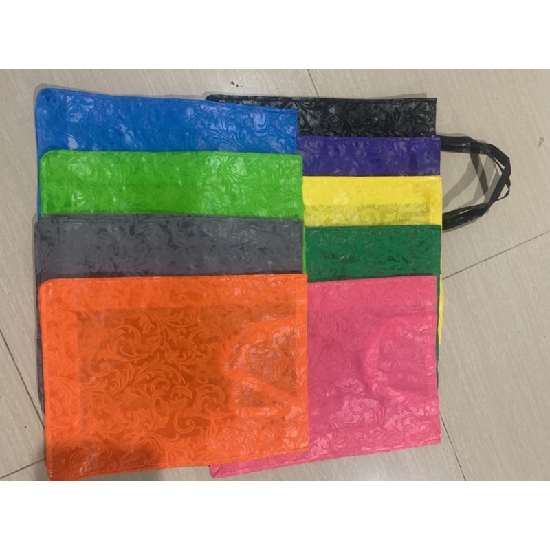 

Tas parcel kualitas medium bahan tebal