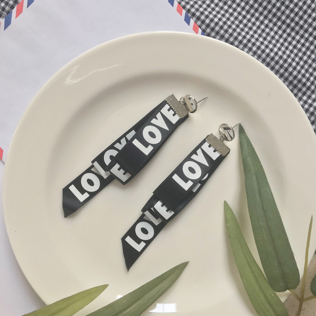 Anting Stud Pendant Panjang Gantung Ribbon Pita Triple Big Love Letter Hitam Putih Abu Pink