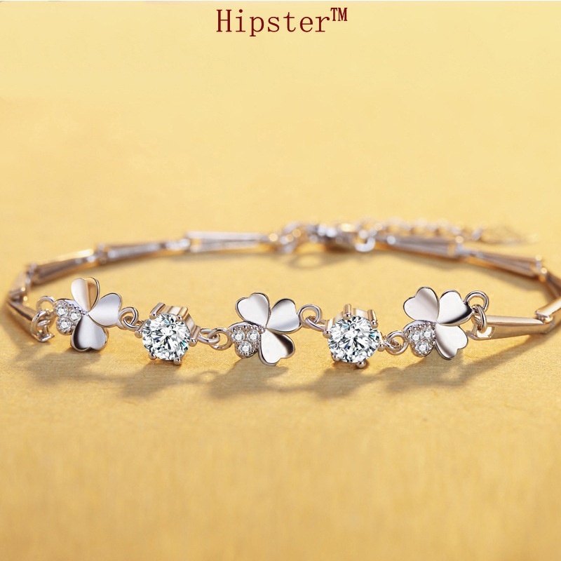 Hot Selling Trend Lucky Four-Leaf Clover Twisted Micro Inlaid with Diamond Bracelet