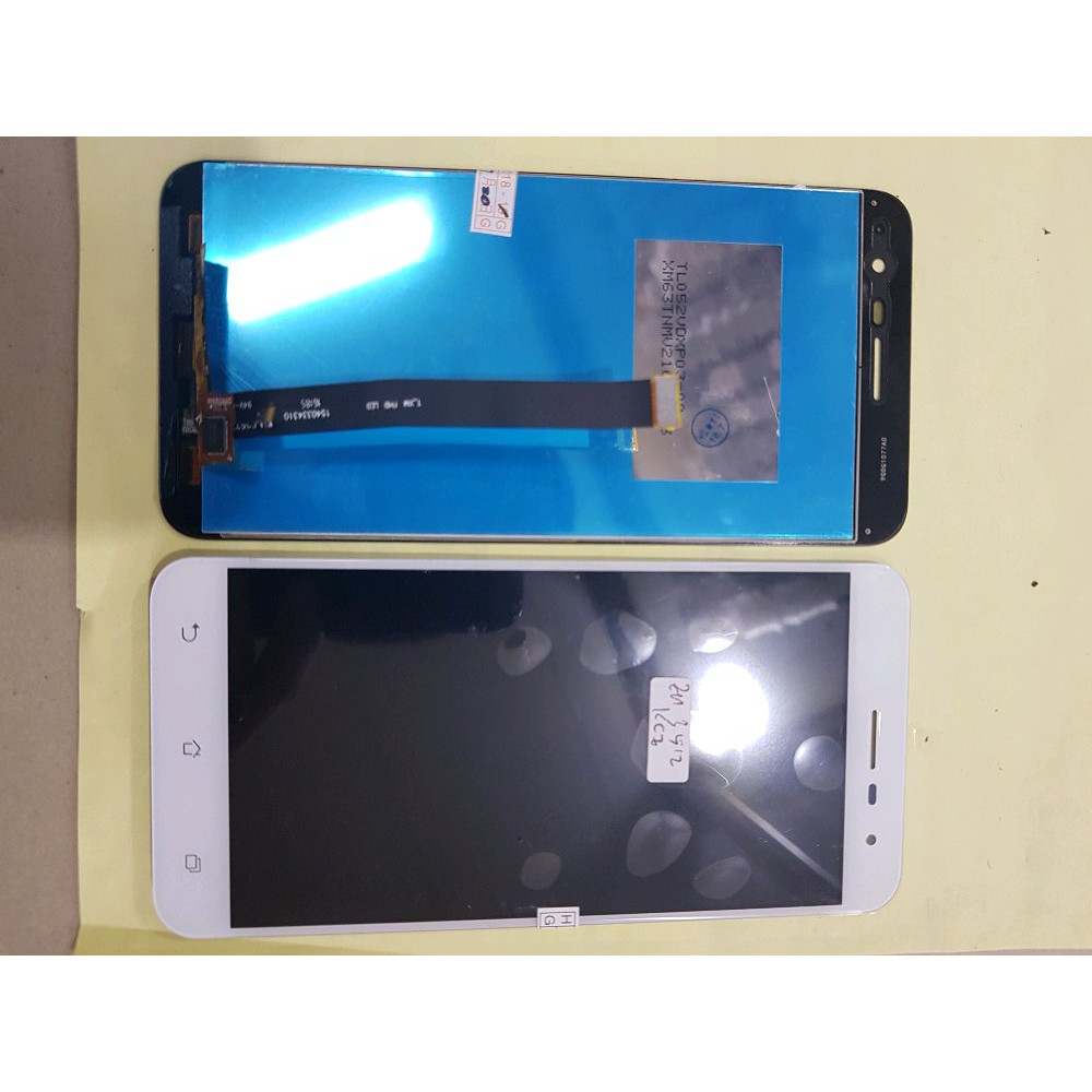 LCD 1SET ASUS ZENFONE 3 5.2 ASUS ZE520KL ORIGINAL WHITE