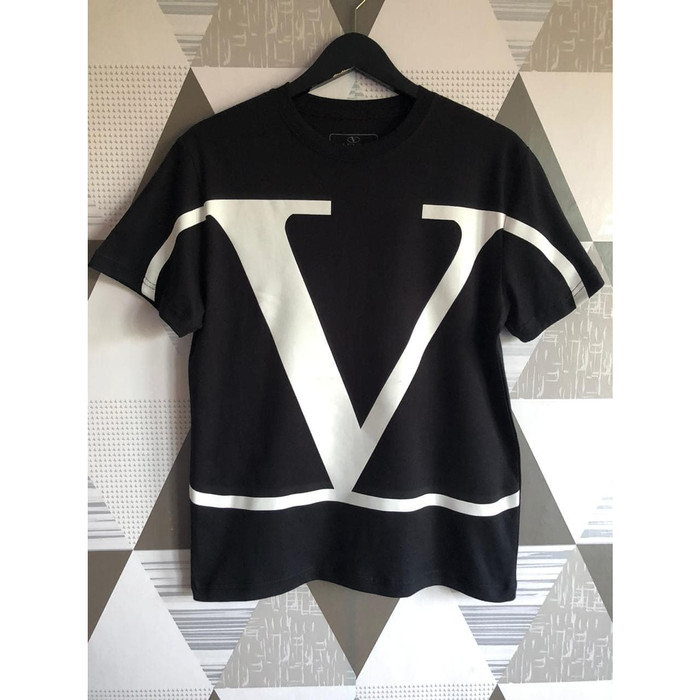 TSHIRT VALENTINO BLACKPREMIUM KAOS  PRIA VLTN KAOS  WANITA 