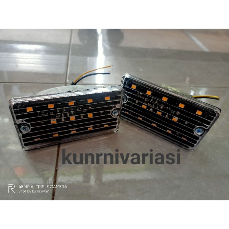 lampu LED bemper L300