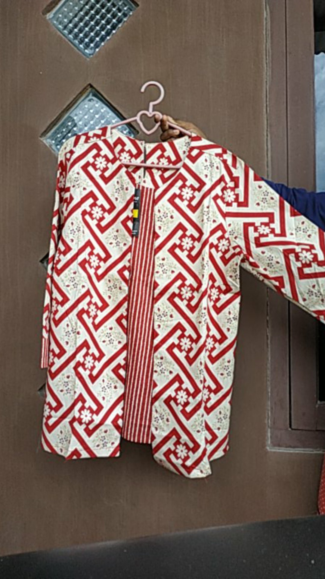 Blare - Busan Blouse Batik Wanita