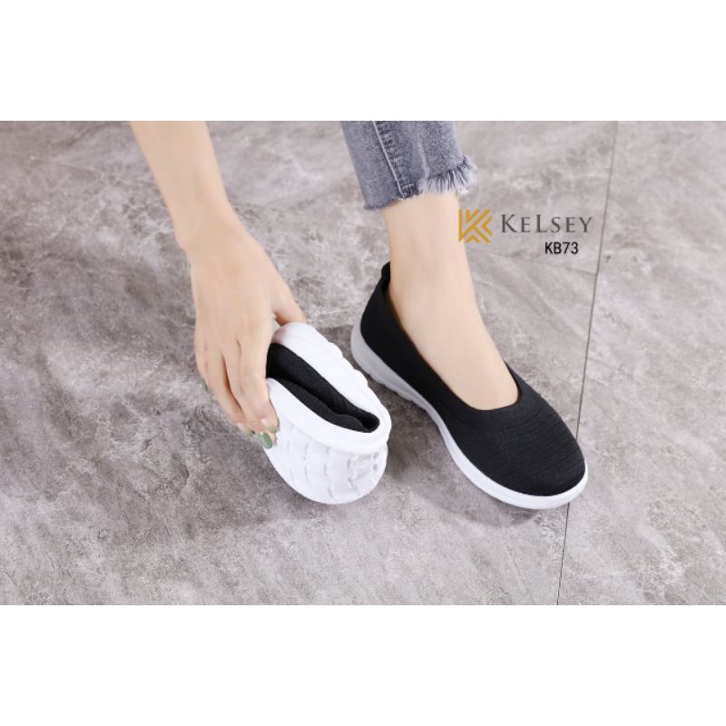 Sepatu Flyknit  Slip On Wanita Kelsey KB73