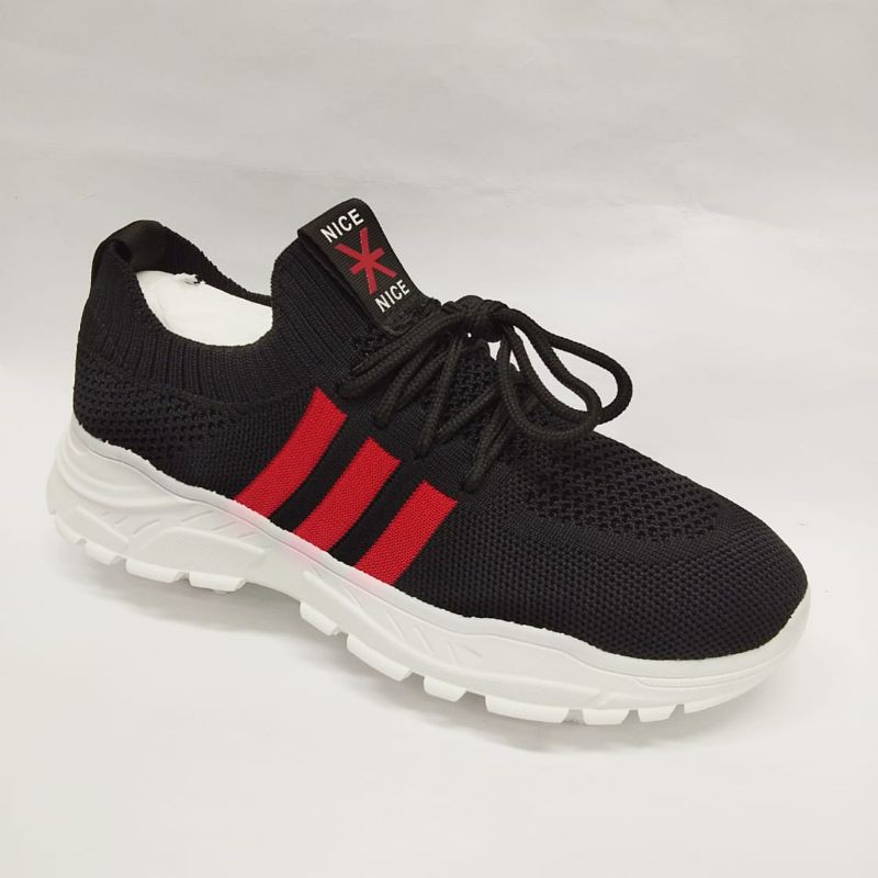 SNEAKERS WANITA TERBARU-Hitam S30