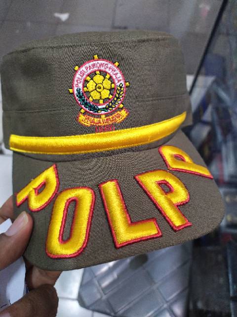 Topi komando satpol pp