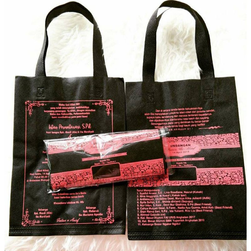 

Tas Spunbond Goodie Bag Souvenir