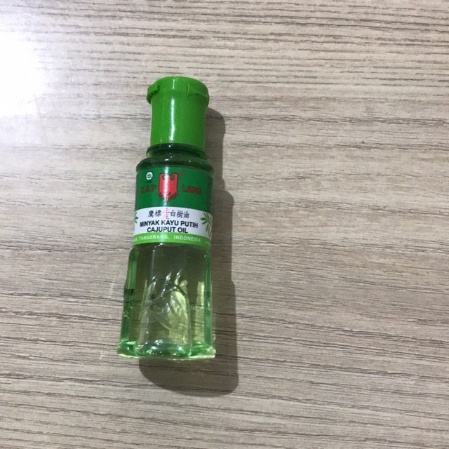 Minyak kayu putih 30 ml - Cajuput Oil - Cap Lang