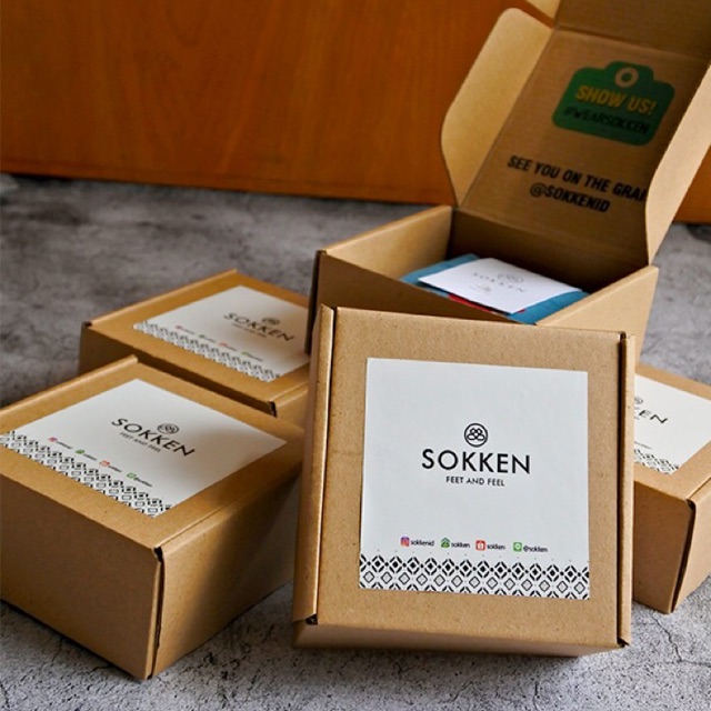 

SOKKEN Gift Box + FREE Greetings Card / Kotak Hadiah