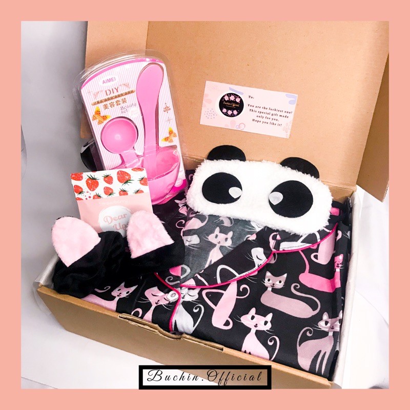 

GIFT BOX KADO CEWE | Piyama Hampers