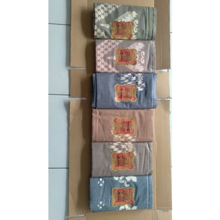 Sarung Pohon Kurma Platinum Timbul Amore