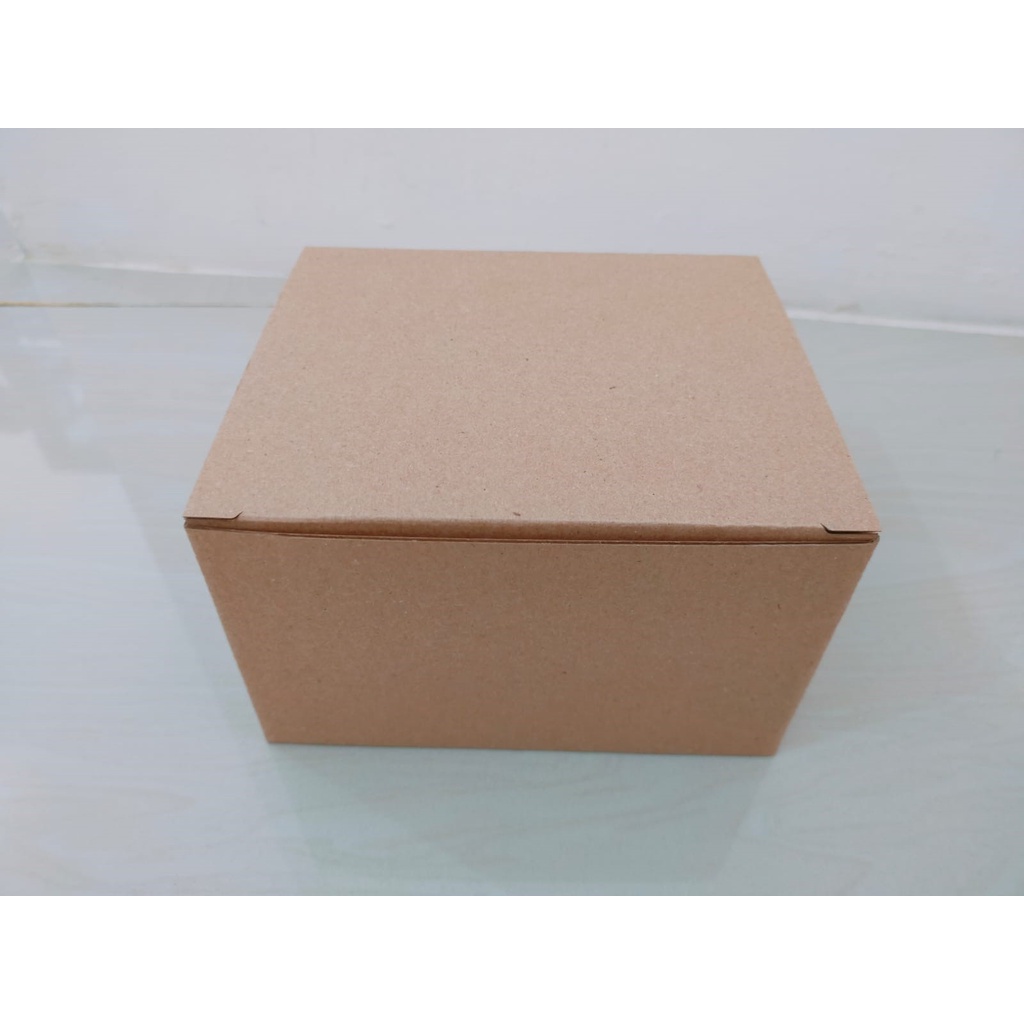 

KARDUS DIECUT POLOS uk15x13x9cm SINGLE WALL (10PCS)