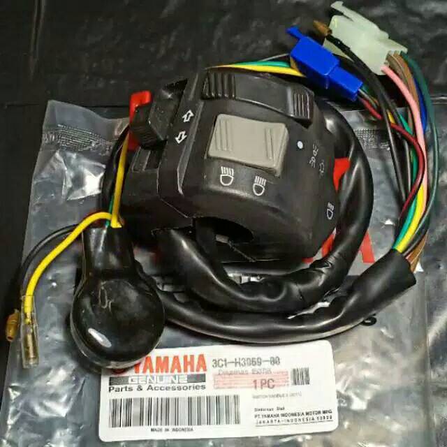 HOLDER KIRI MOTOR VIXION LAMA COCOK RUBAHAN NMAX NON AHO LAMPU NMAX