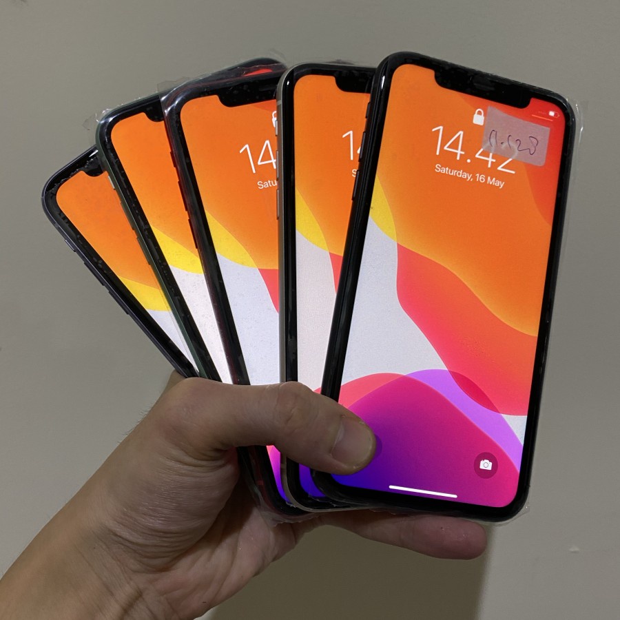 iPhone XR 256GB 128GB 64GB Garansi Resmi Black / White / Red