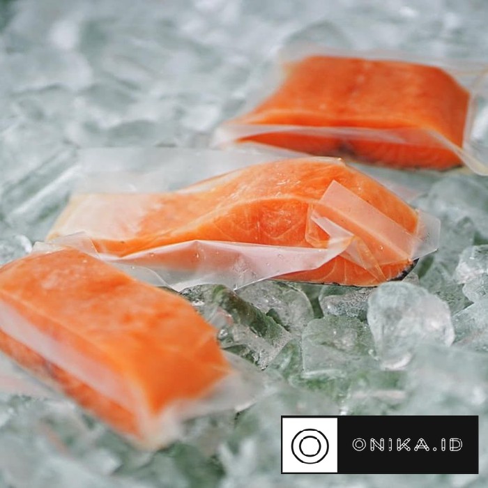 

Salmon Fillet Atlantic - Salmon Salar Portion FRESH Grade AA - 1000gr / 1kg