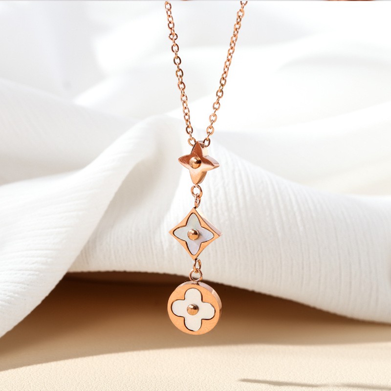 Kalung Fashion Wanita Titanium Korea Anti Pudar Model elvi Juntai