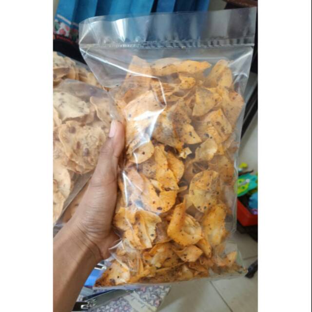 

Keripik ubi cabe kering