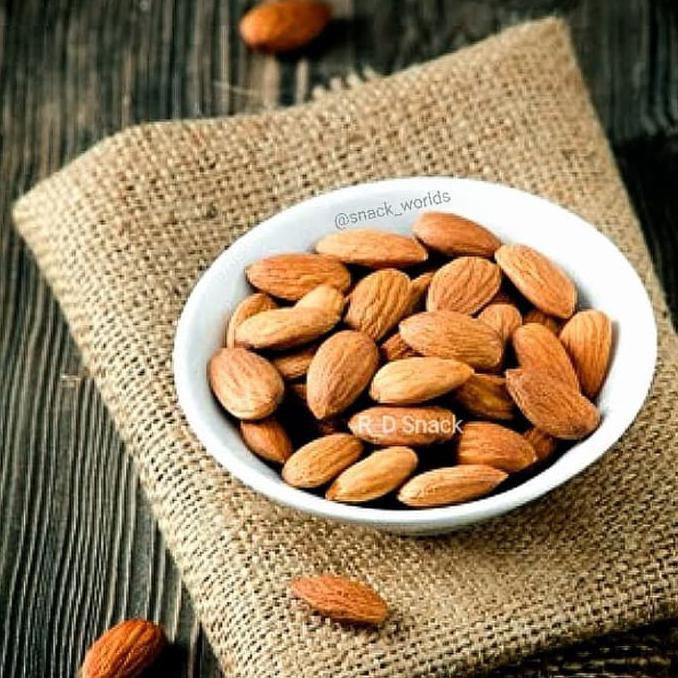 

500gram Almond KUPAS Original - Roasted ( Panggang ) Blue Diamonds - Original ASIN BERMUTU Kode 1361